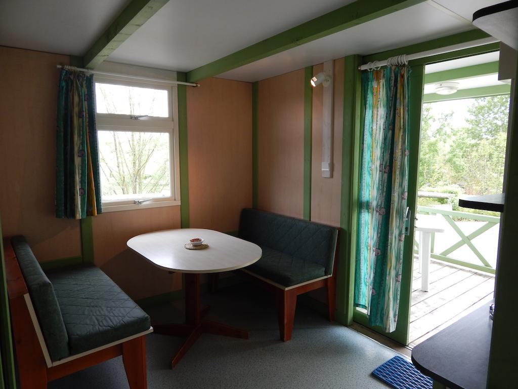 Camping Du Moulin Hotel Meyrieu-les-Etangs Værelse billede