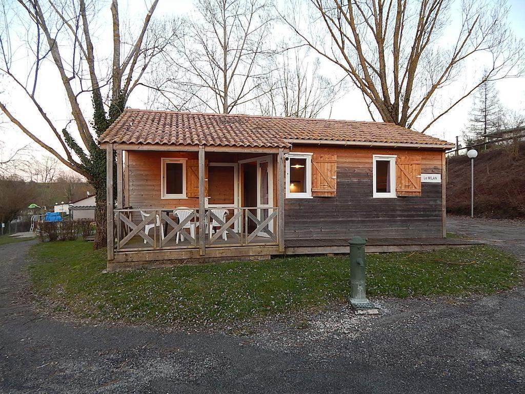 Camping Du Moulin Hotel Meyrieu-les-Etangs Eksteriør billede